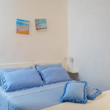 Villa Massimo Cartaromana With Wide Pool And View On The Castle