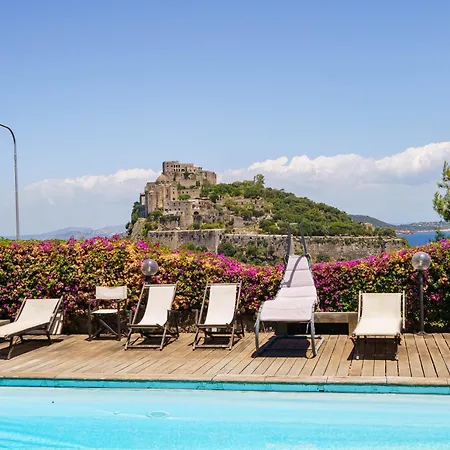 Massimo Cartaromana With Wide Pool And View On The Castle Villa